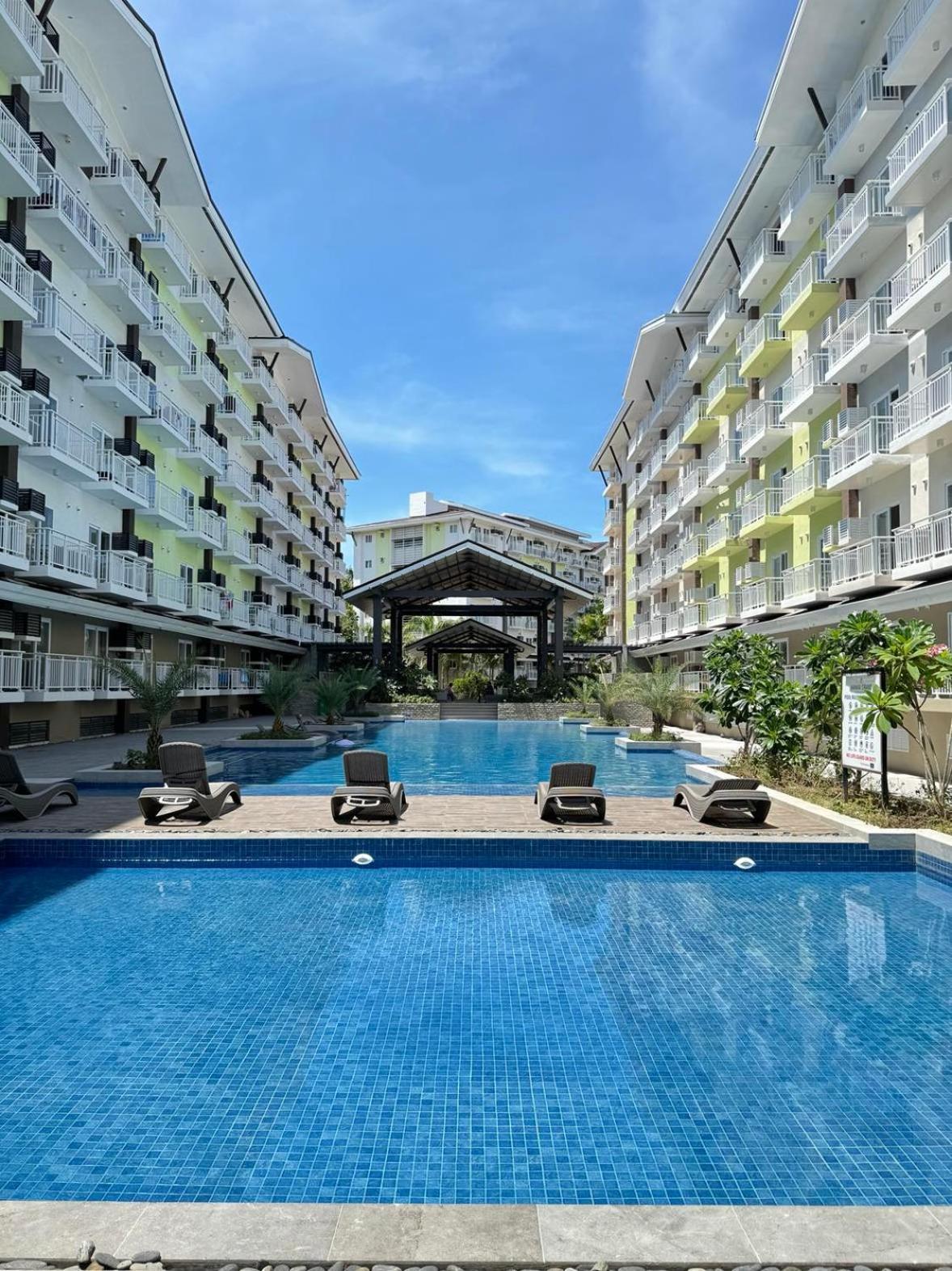 Ania Suite Room มักตัน ภายนอก รูปภาพ