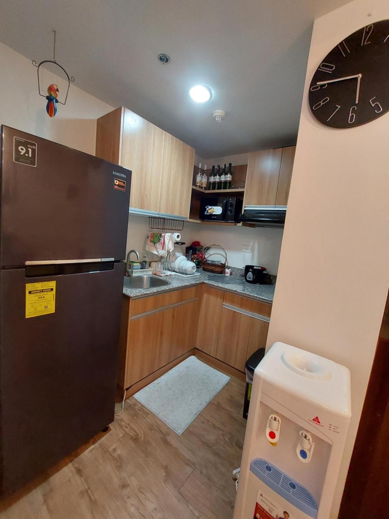 Ania Suite Room มักตัน ภายนอก รูปภาพ